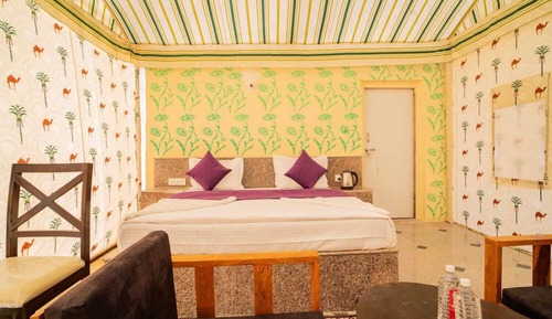 Comfort Suite, Desert View