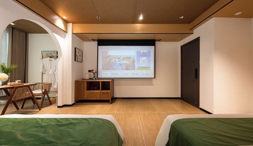 Habitación clásica con 2 camas individuales, vistas al patio