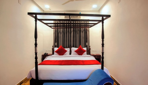 Deluxe Room With Pool View Balcony