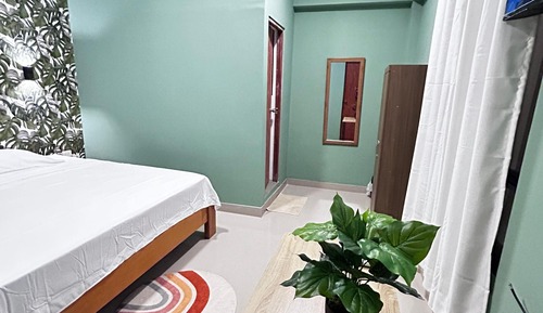Habitación Confort, 1 cama de matrimonio grande, vistas a la piscina