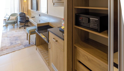 Habitación junior con 2 camas individuales, balcón, vistas a la montaña