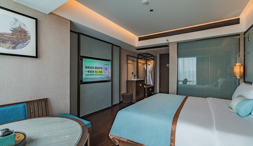 Superior Double Room, City View