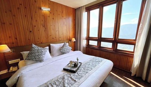Luxury Suite, Mountain View