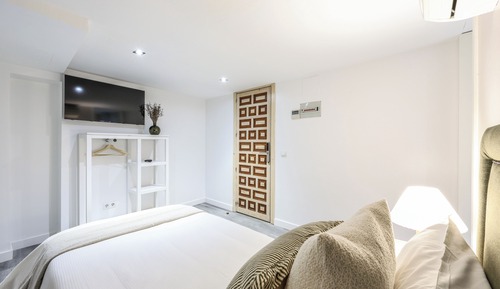 Basic Single Room