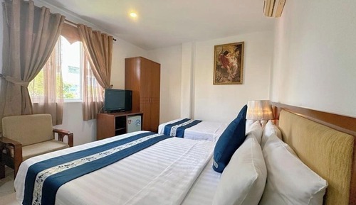 Classic Suite, City View