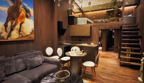 Premium Suite