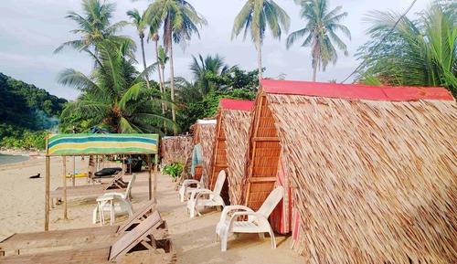 Tienda Confort, vistas al mar