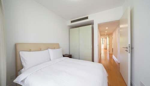 Apartamento superior, 3 habitaciones, balcón, vistas a la ciudad