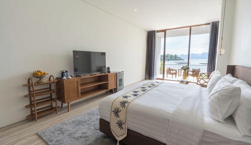 Suite de lujo, balcón, vistas al lago