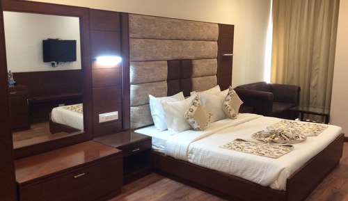 Habitación clásica con 1 cama doble o 2 individuales