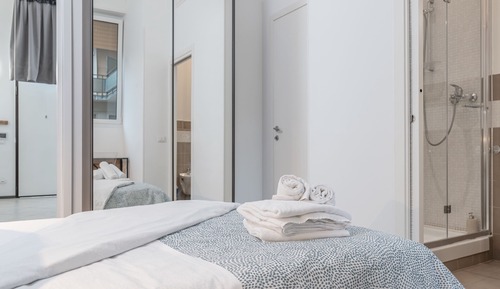 Apartamento, patio, vistas a la ciudad