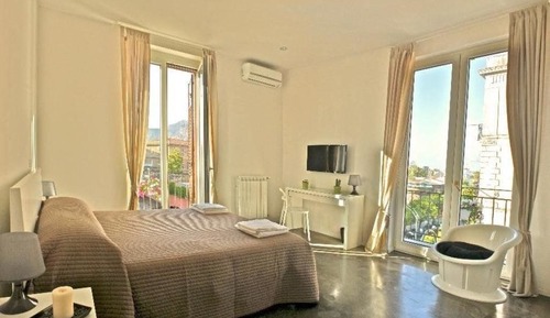 Suite, balcón