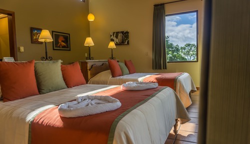 Habitación superior, vistas a la montaña