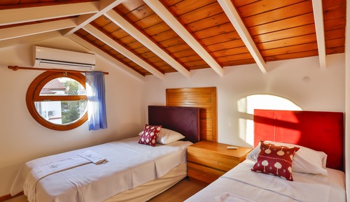 Apartamento Confort, 3 habitaciones, balcón, vistas al mar