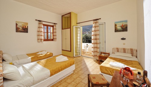 Estudio, 3 camas individuales