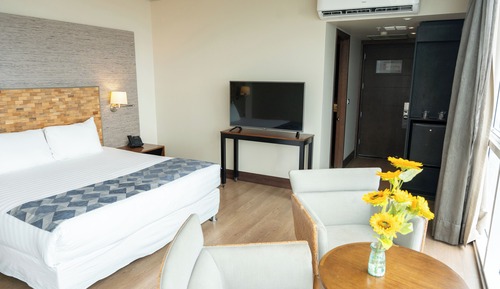 Suite, 1 cama de matrimonio grande, vistas al mar, en esquina