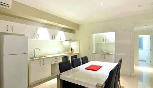 Estudio básico (Budget Studio - Balcony OR Courtyard )