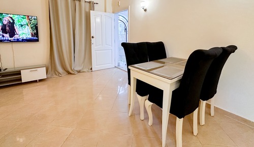 Apartamento estándar, 2 habitaciones, vistas a la piscina