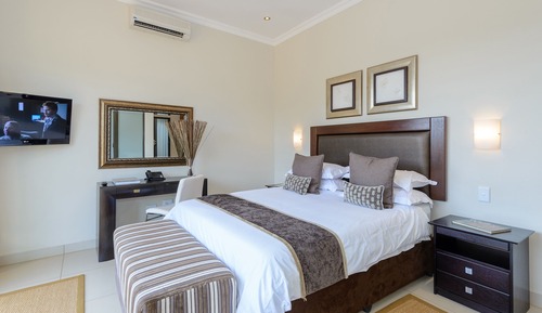 Two Bed Chalet 6 Sleeper