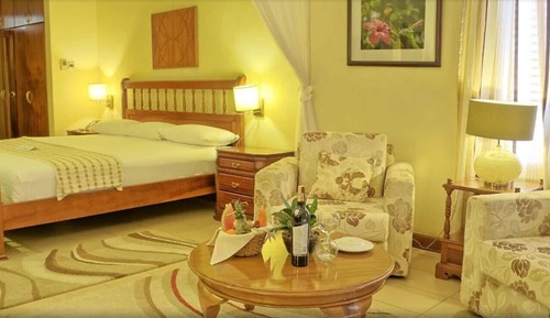 Habitación panorámica doble, 1 cama de matrimonio grande, vistas al lago, planta ejecutiva