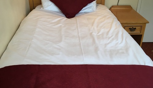 Habitación individual, baño privado