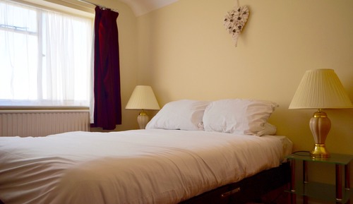 Habitación clásica con 2 camas individuales