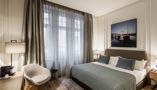 Suite junior (parking included)