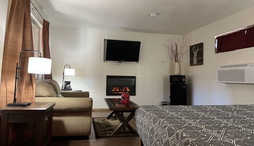 Suite estudio romántica, 1 cama de matrimonio grande, bañera de hidromasaje