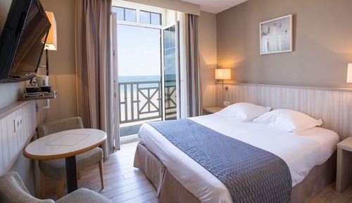 Habitación doble, balcón, vistas al mar