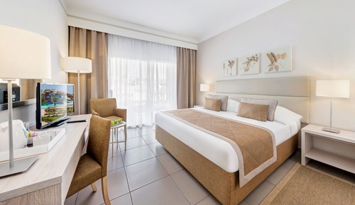 Habitación superior (Queen or Twin Garden View)