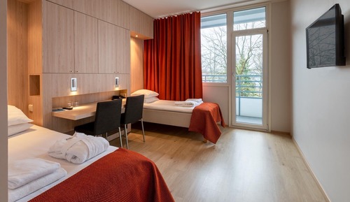 Standard Twin Room with Spa Access