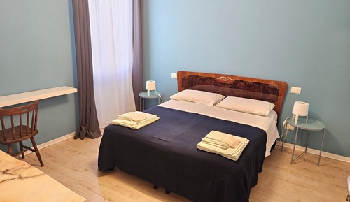 Habitación estándar con 1 cama doble o 2 individuales
