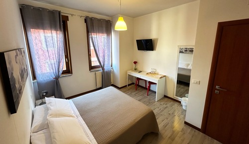 Habitación estándar doble, 1 cama doble, baño privado