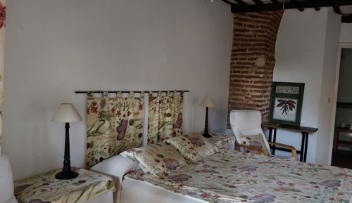 Habitación con 2 camas individuales