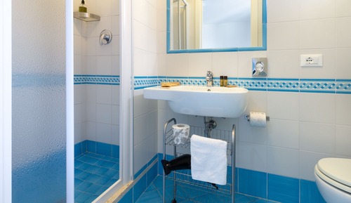 Habitación básica, 1 cama de matrimonio, frigorífico