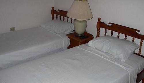 Habitación con 1 cama doble o 2 individuales