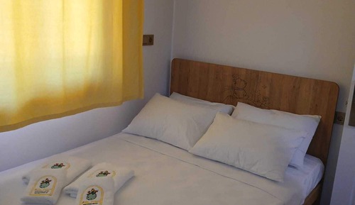 Standard Double Room, Garden View