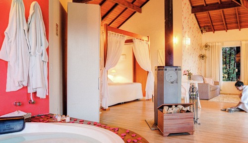 SUPREME PEARL CHALET