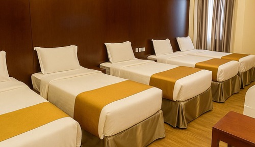 Habitación cuádruple básica, baño privado