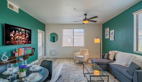 Apartamento Elite, 1 habitación, balcón, vistas a la piscina