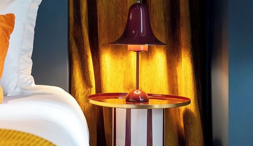 Habitación superior con 1 cama doble o 2 individuales, balcón