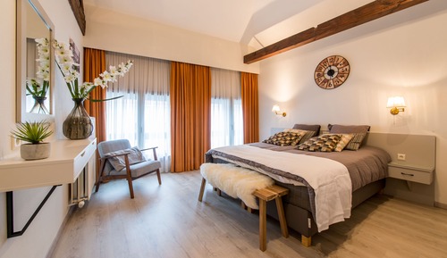 Apartamento familiar, 1 cama doble con sofá cama, vistas a la ciudad