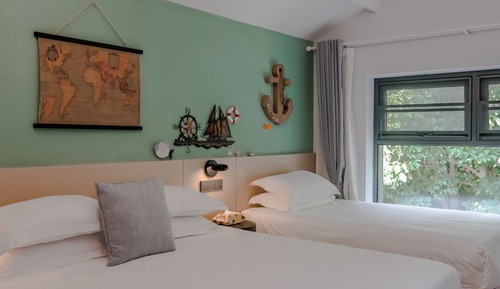 Habitación superior con 2 camas individuales