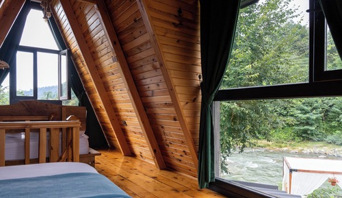 Bungalow familiar, vistas al río