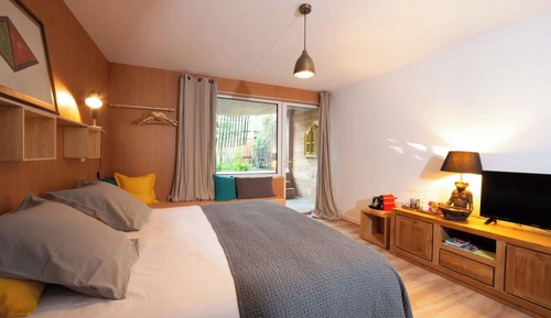 Habitación Confort doble, vistas al jardín