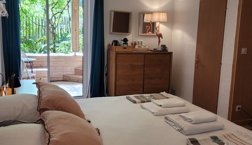 Habitación doble superior, vistas al jardín