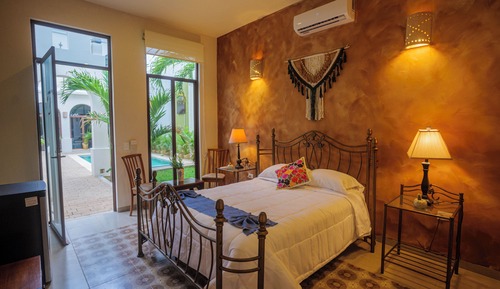 Suite junior, vistas a la piscina