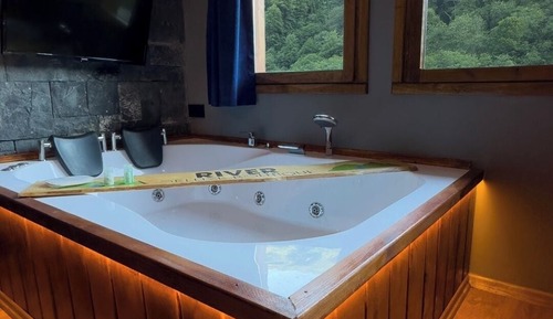 Deluxe Room, River View