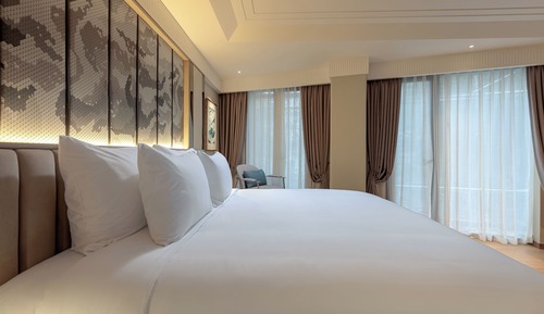 Suite ejecutiva, balcón, vistas a la ciudad