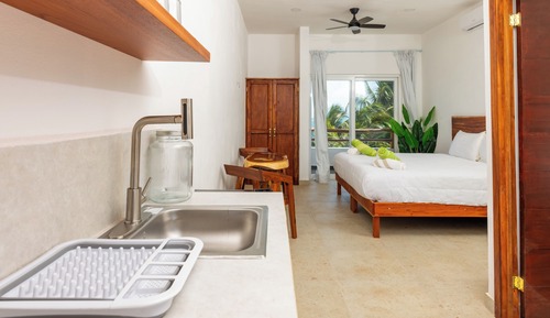 Estudio Confort, 1 cama de matrimonio grande, vistas a la playa